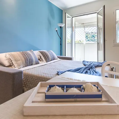 Stupendo Trilocale Posto Auto Gratuito - Wifi & Netflix サンレモ